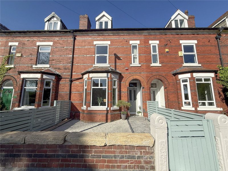 A Wonderful Four Bedroom Victorian Terrace In The Heart Of West Didsbury Village