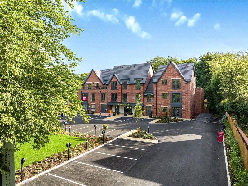 Stunning One Bedroom Retirement Property In A Prestigious Didsbury Location