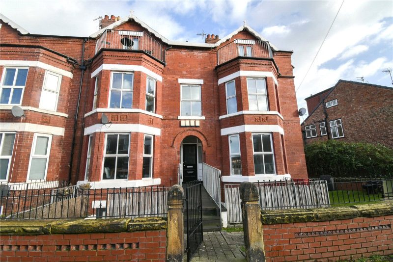 An Impressive Penthouse Apartment In The Heart Of West Didsbury