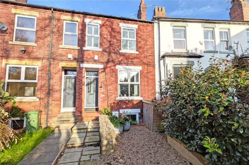 A beautifully presented period cottage terrace offering generous living space within the heart of Heaton Moor.
