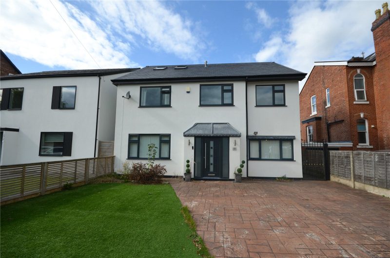 Queens Drive, Heaton Moor, Stockport, SK4 3JW