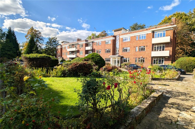 A Beautiful Two Bedroom Apartment in The Stunning Appleby Lodge Development