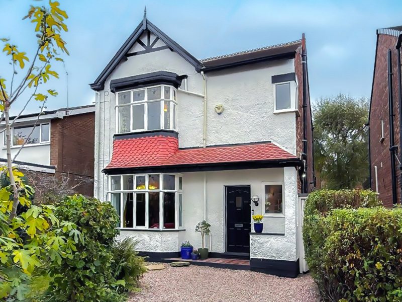 A Wonderful Detached Family Home On A Quiet Cul-De-Sac