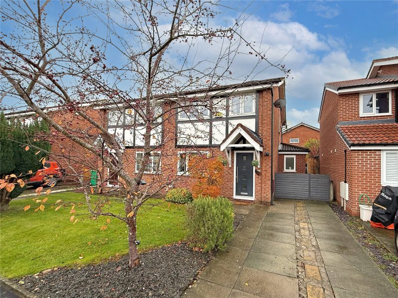 A Modern Semi-Detached On A Quiet Cul-De-Sac