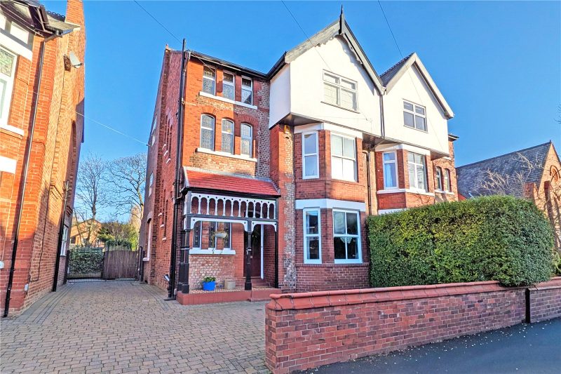 A magnificent six bedroom Victorian semi-detached family home offering extensive accommodation in a prime central location.