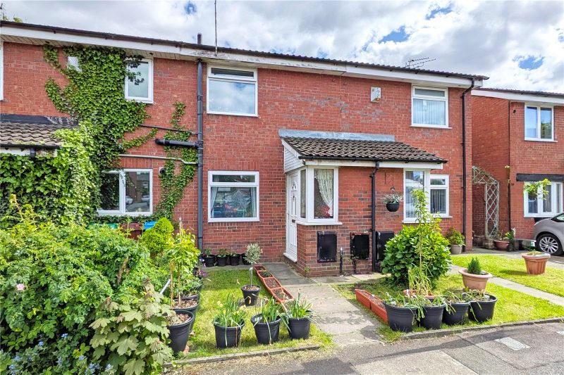 Well-Presented Two Bedroom Mid-Terrace Property – Investment Opportunity Offering Approx. 6% Yield