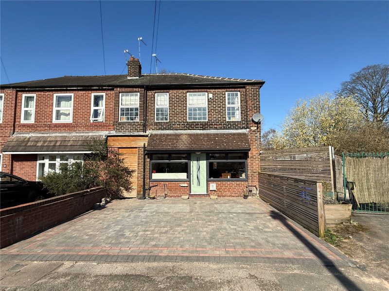 An Impressive Three Bedroom End Terrace