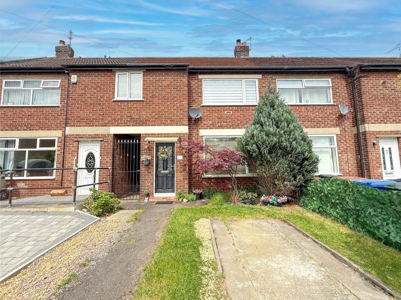 Beautifully Presented Three Bedroom Terrace Home in Walk-In Condition