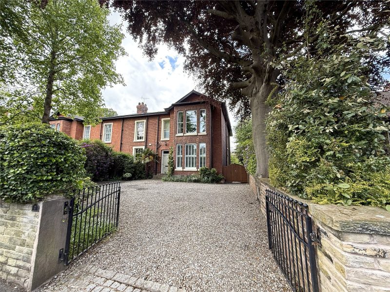 A Magnificent Victorian Residence Set Within The Exclusive Enclave Of Didsbury Park