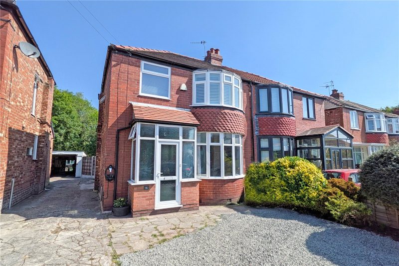 Beautifully extended family home with a stunning open-plan kitchen/diner.